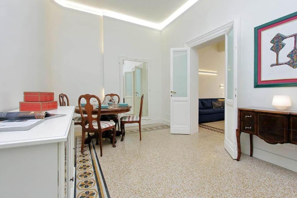 Elegant Apartment In The Heart Of Rome-Navona Area エクステリア 写真