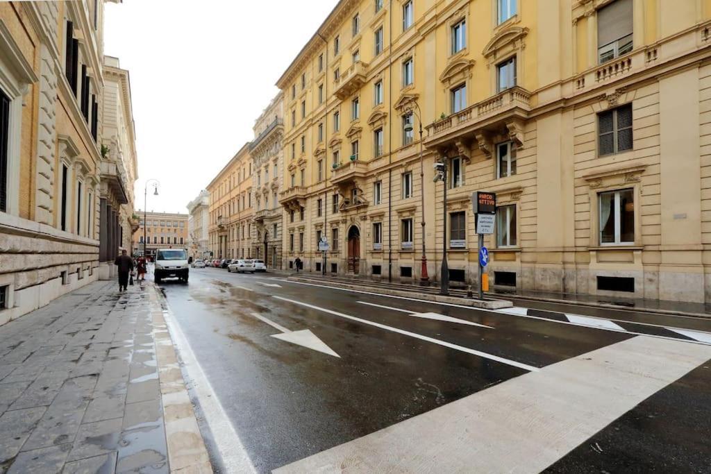 Elegant Apartment In The Heart Of Rome-Navona Area エクステリア 写真