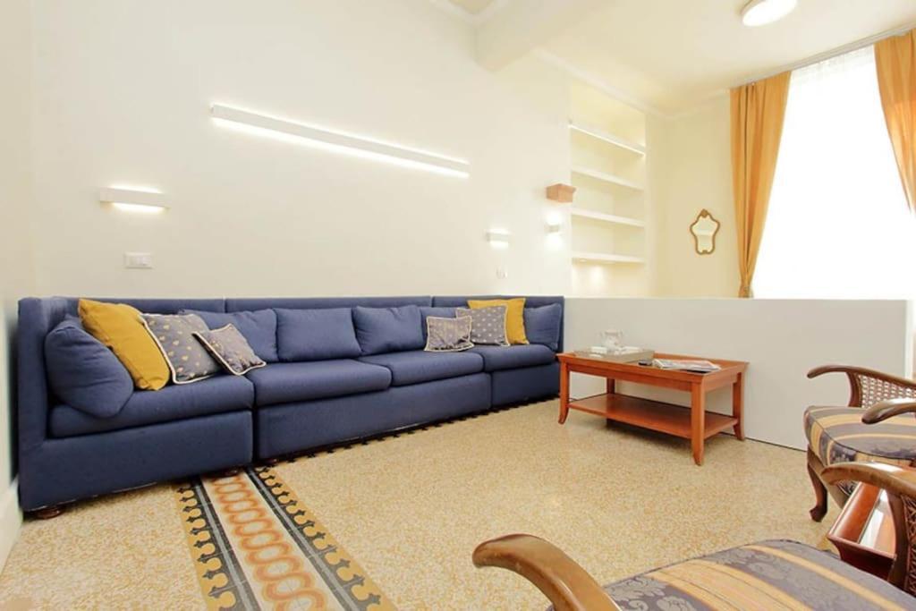 Elegant Apartment In The Heart Of Rome-Navona Area エクステリア 写真