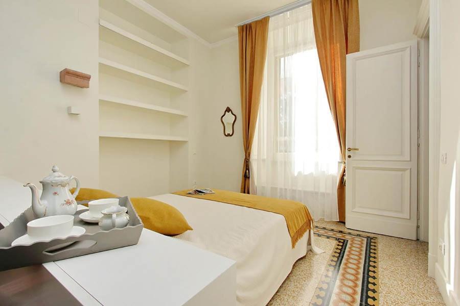 Elegant Apartment In The Heart Of Rome-Navona Area エクステリア 写真
